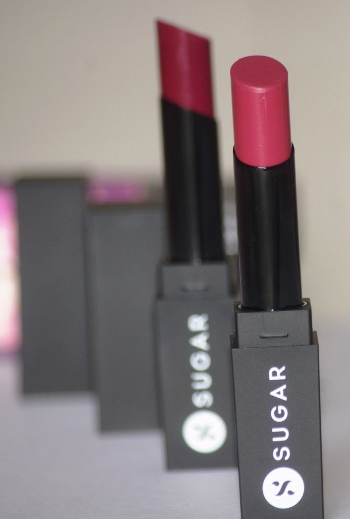 Sugar-Cosmetics-It’s-A-Pout-Time-Vivid-Lipstick!-01-The-Big-Bang-Berry-and-02-Breaking-Bare-Review-and-Swatch