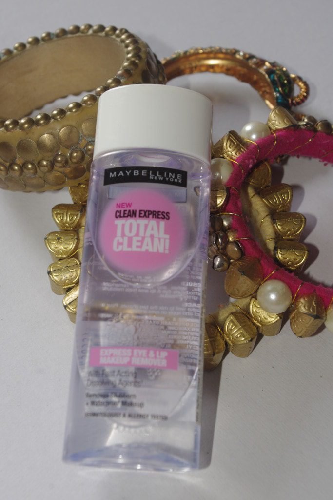 salon-guru-india-maybelline-clean-express-total-clean-review-2