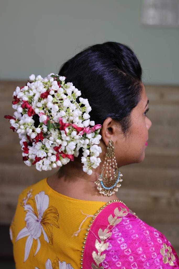 gajra floral hairstyle - salonguruindia.com