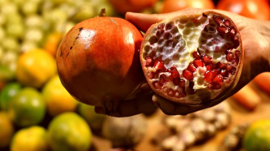 pomegranate juice for hair growth