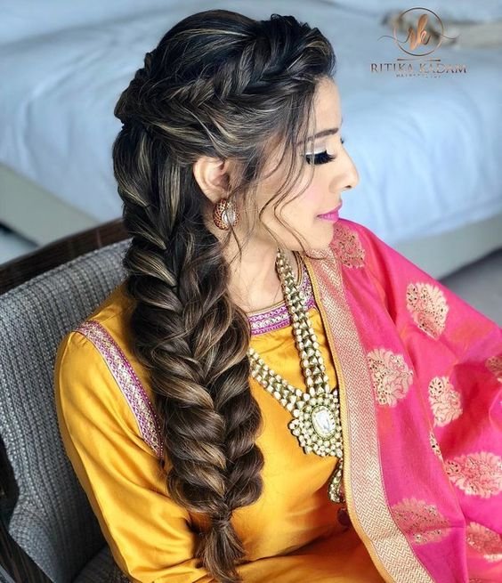 Details 73+ wedding garba hairstyle - in.eteachers